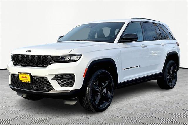 new 2025 Jeep Grand Cherokee car, priced at $47,580