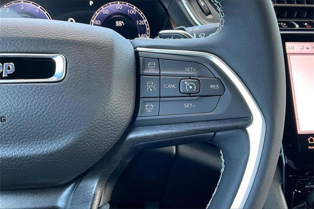 new 2025 Jeep Grand Cherokee car, priced at $49,035