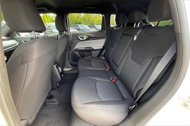new 2025 Jeep Compass car, priced at $28,895