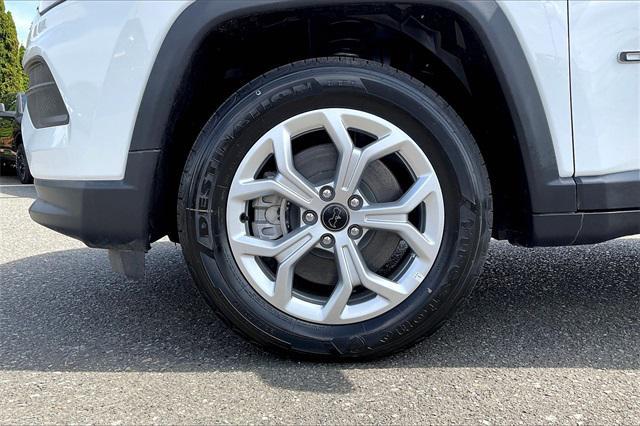 new 2025 Jeep Compass car, priced at $28,895