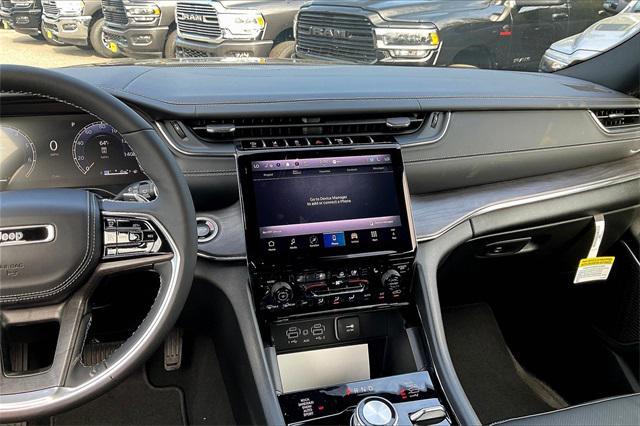 new 2024 Jeep Grand Cherokee L car, priced at $52,499