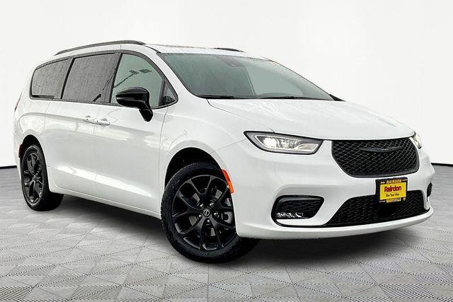 new 2026 Chrysler Pacifica car, priced at $44,750