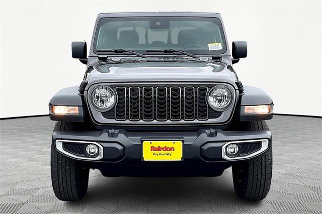 new 2025 Jeep Gladiator car, priced at $45,173