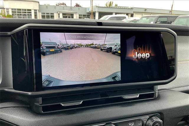 new 2025 Jeep Gladiator car, priced at $45,173