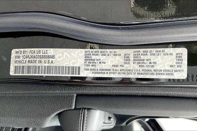 new 2025 Jeep Grand Cherokee L car