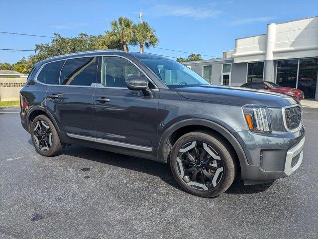 used 2024 Kia Telluride car, priced at $39,985