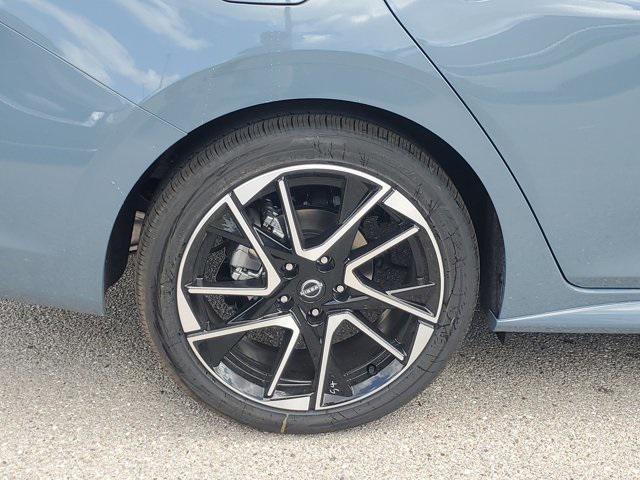 new 2025 Nissan Sentra car, priced at $23,579