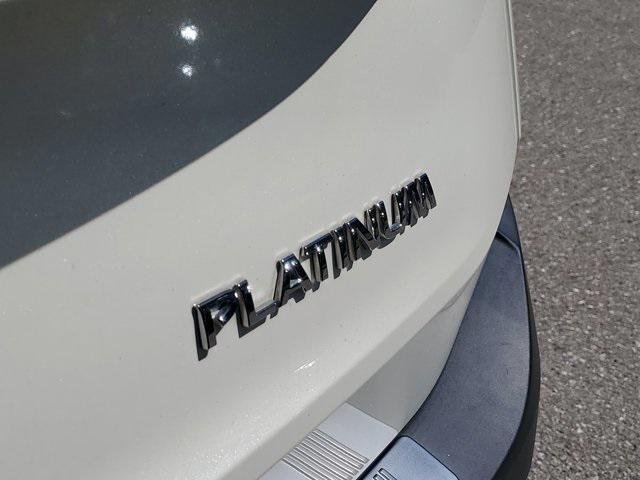 used 2022 Nissan Rogue car, priced at $18,999