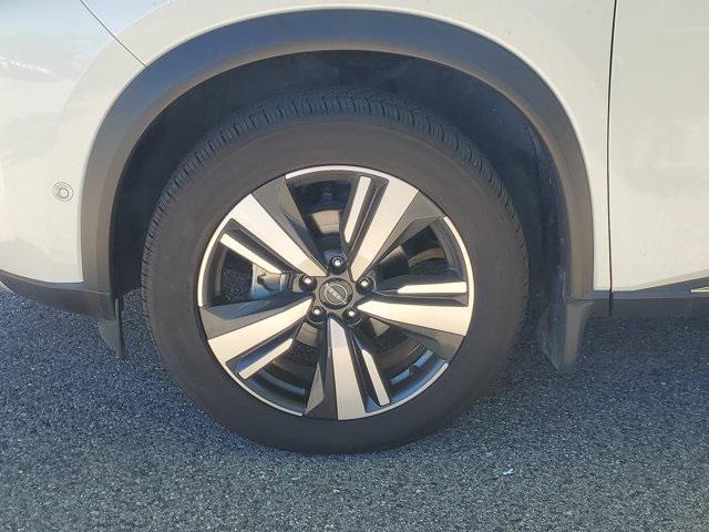 used 2022 Nissan Rogue car, priced at $18,999