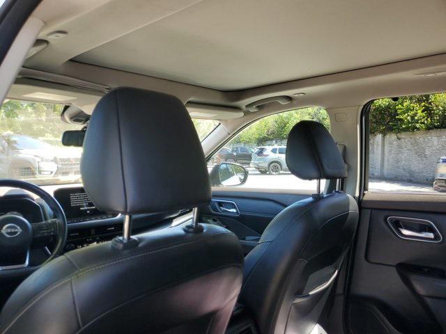 used 2022 Nissan Rogue car, priced at $18,999