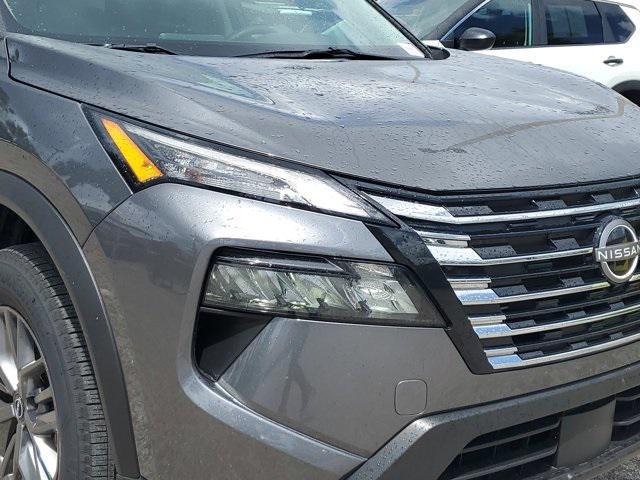 used 2025 Nissan Rogue car, priced at $24,999