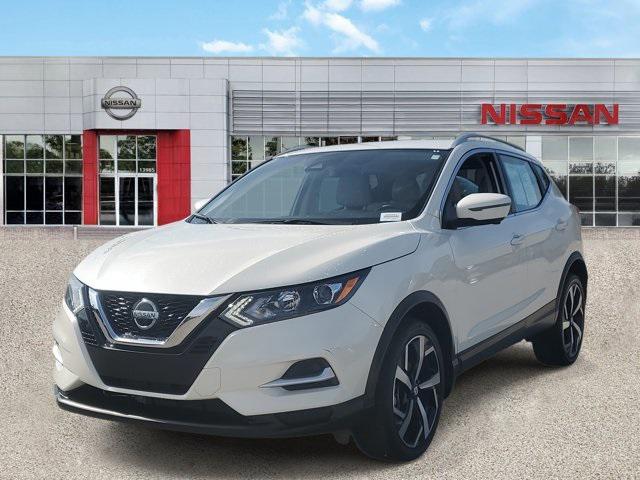 used 2022 Nissan Rogue Sport car, priced at $23,999