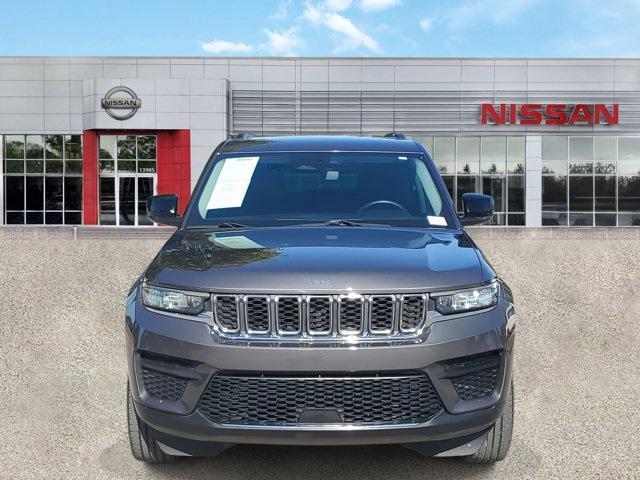 used 2022 Jeep Grand Cherokee car, priced at $25,999