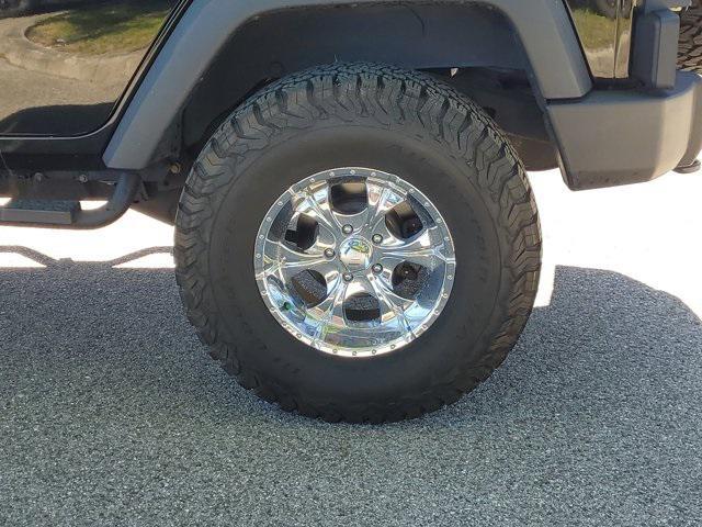 used 2015 Jeep Wrangler Unlimited car, priced at $15,999