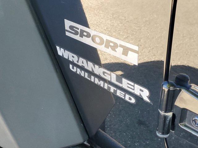 used 2015 Jeep Wrangler Unlimited car, priced at $15,999