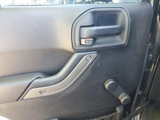 used 2015 Jeep Wrangler Unlimited car, priced at $15,999