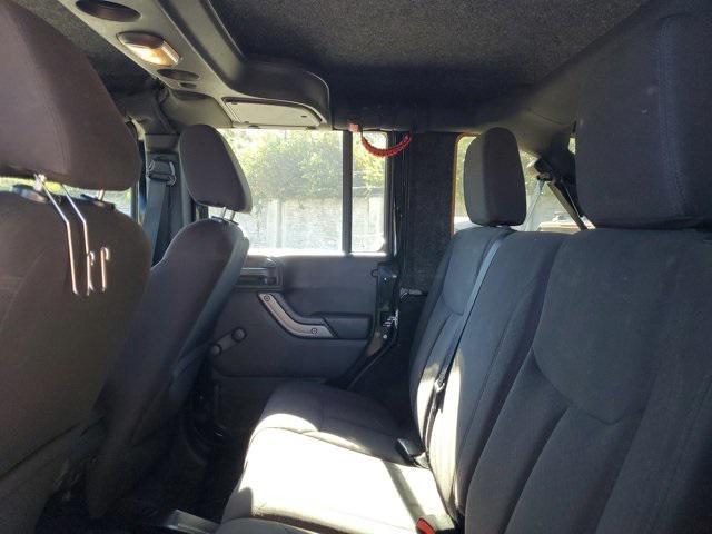 used 2015 Jeep Wrangler Unlimited car, priced at $15,999