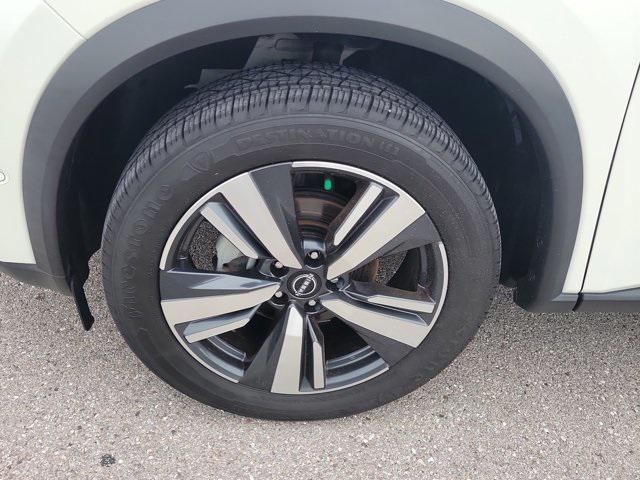 used 2023 Nissan Rogue car, priced at $21,999