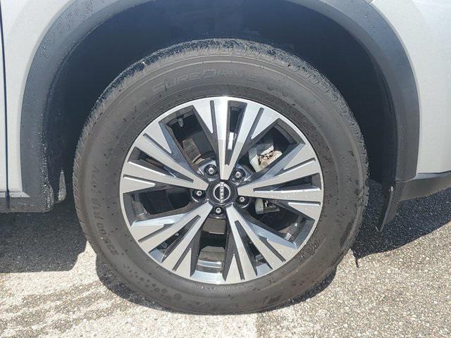 used 2023 Nissan Rogue car, priced at $19,999