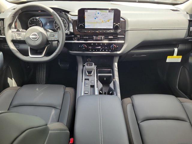 new 2025 Nissan Pathfinder car, priced at $41,323