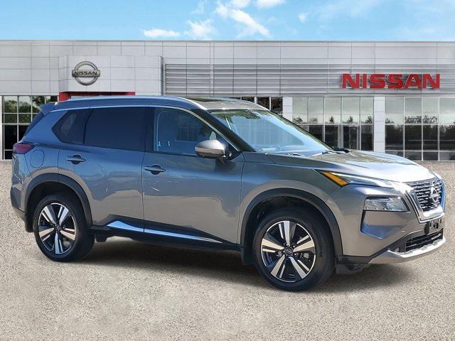 used 2022 Nissan Rogue car, priced at $15,999