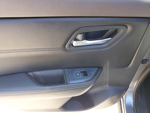 used 2022 Nissan Rogue car, priced at $15,999