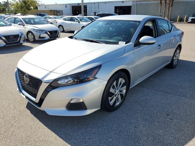 used 2022 Nissan Altima car, priced at $18,999