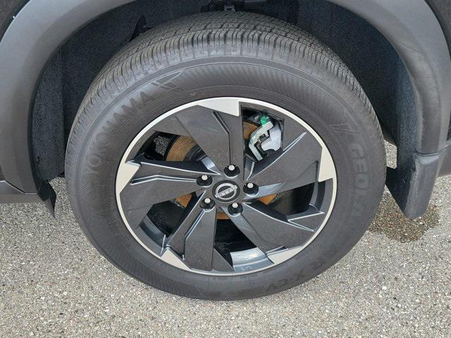 used 2024 Nissan Rogue car, priced at $24,999