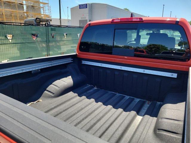 new 2025 Nissan Frontier car, priced at $39,554