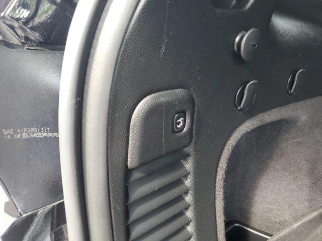 used 2021 Jeep Grand Cherokee car, priced at $25,999