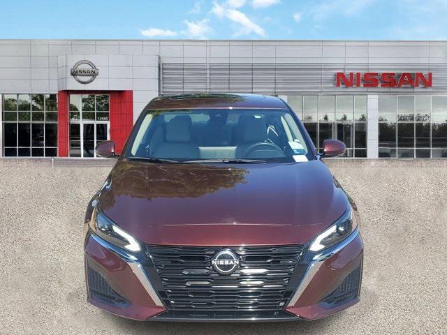 used 2023 Nissan Altima car, priced at $24,999