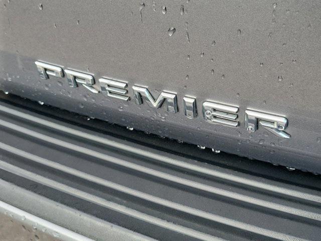 used 2022 Chevrolet Suburban car, priced at $33,999