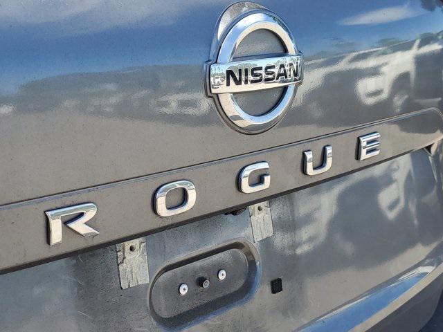 used 2021 Nissan Rogue car, priced at $19,999