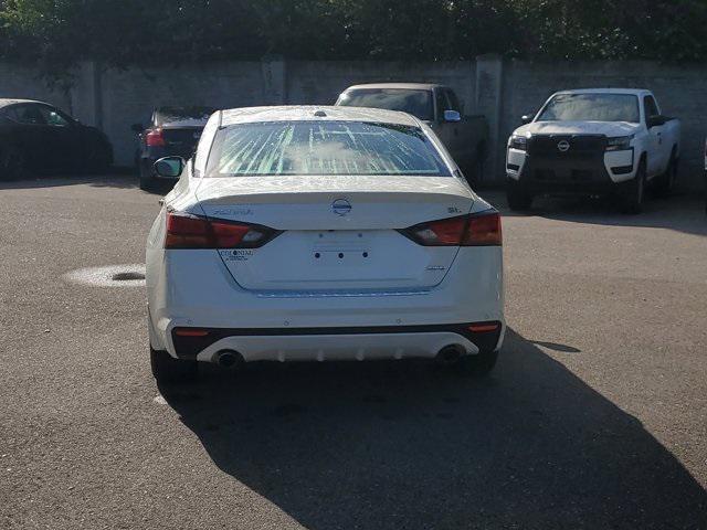 used 2019 Nissan Altima car, priced at $18,999