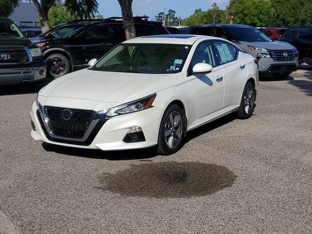 used 2019 Nissan Altima car, priced at $18,999