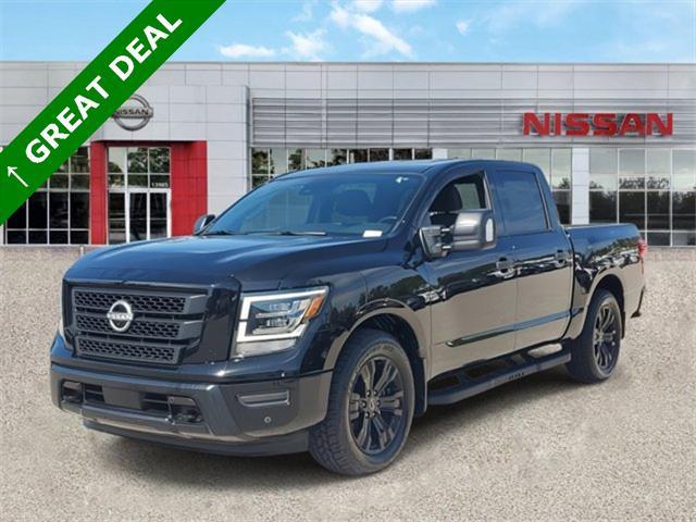 used 2023 Nissan Titan car, priced at $35,999