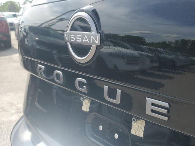 used 2025 Nissan Rogue car, priced at $23,999