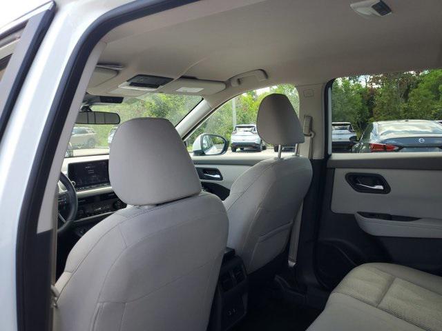 used 2025 Nissan Rogue car, priced at $23,999