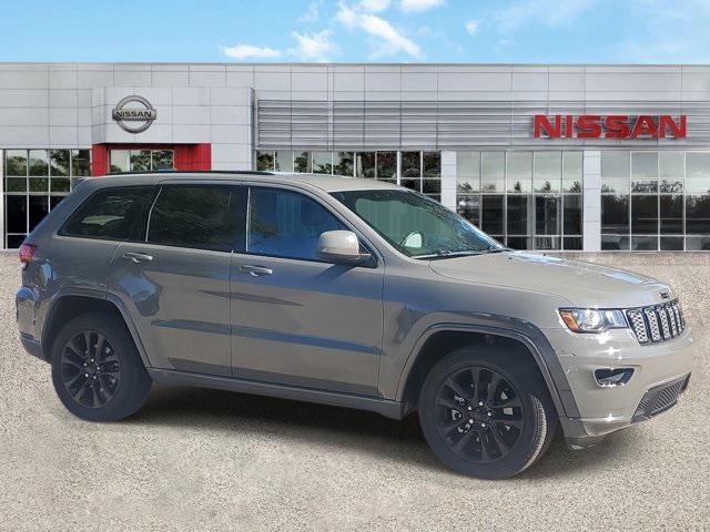 used 2021 Jeep Grand Cherokee car, priced at $17,999
