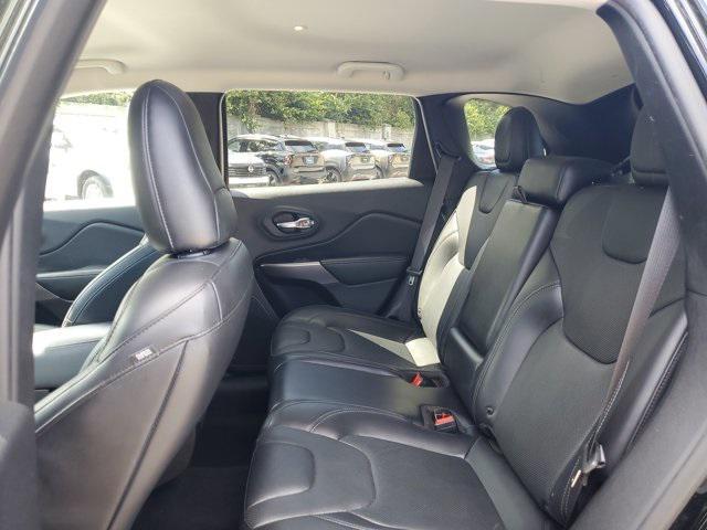 used 2019 Jeep Cherokee car, priced at $17,999