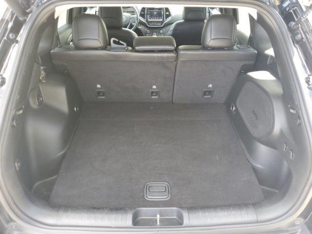 used 2019 Jeep Cherokee car, priced at $17,999