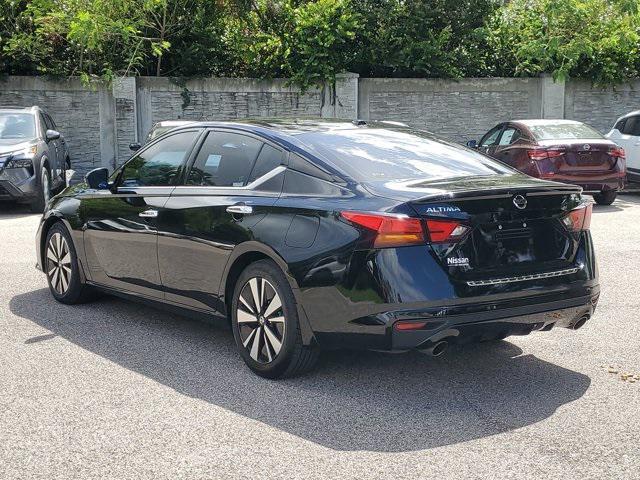used 2022 Nissan Altima car, priced at $17,999