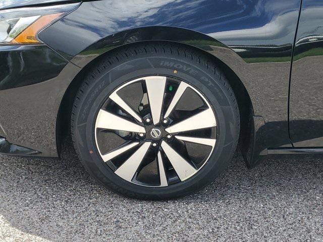 used 2022 Nissan Altima car, priced at $17,999