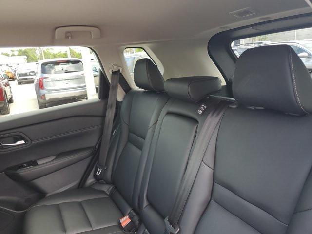 used 2025 Nissan Rogue car, priced at $29,999