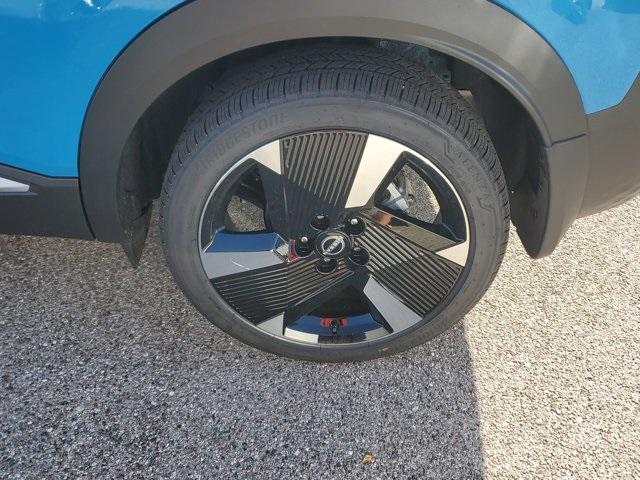 new 2026 Nissan Kicks car, priced at $27,182