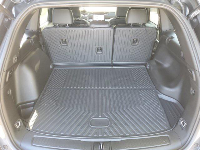 used 2025 Jeep Grand Cherokee car, priced at $42,999