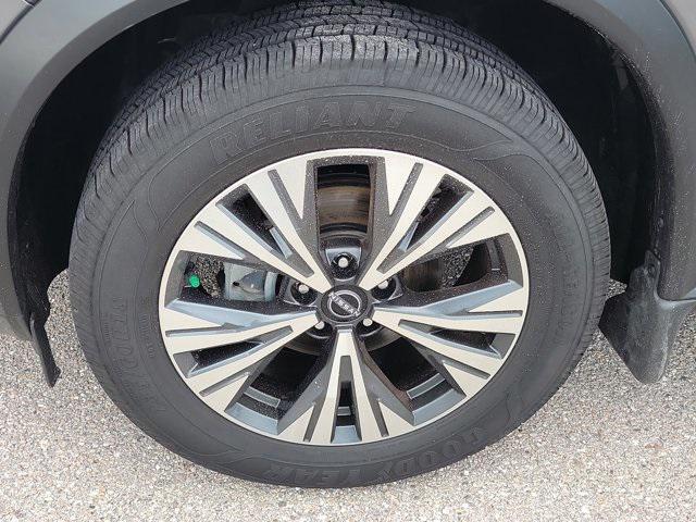 used 2023 Nissan Rogue car, priced at $20,999