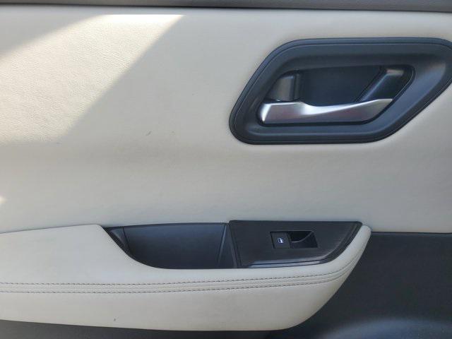 used 2025 Nissan Rogue car, priced at $23,999