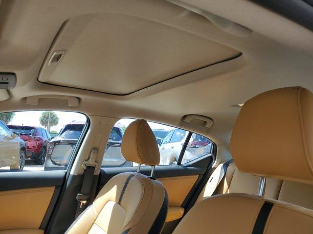 new 2025 Nissan Sentra car, priced at $24,721