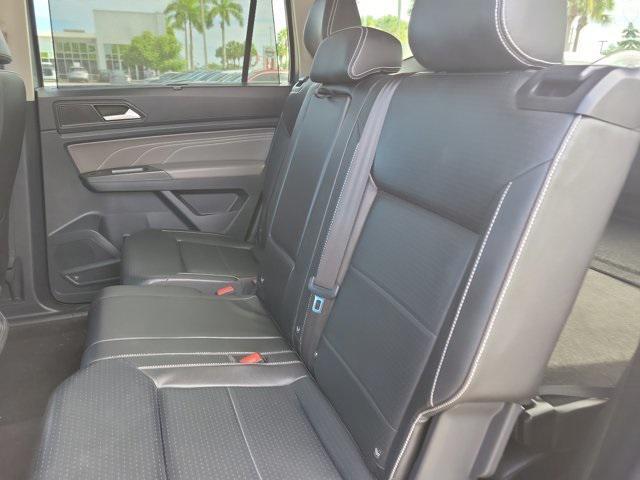 used 2022 Volkswagen Atlas car, priced at $25,999